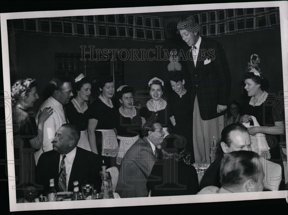 1952 Press Photo Willie Hartzell - RRW05831 - Historic Images