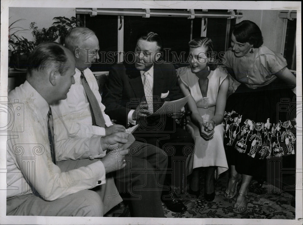 1954 Press Photo John A. Carroll and his family. - RRW06069 - Historic Images