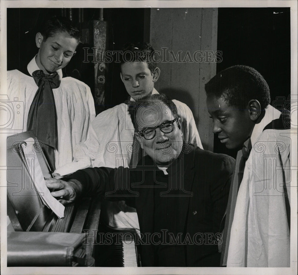 1957 Press Photo Rev Francis Schmitt Denver Concert - RRW06253 - Historic Images