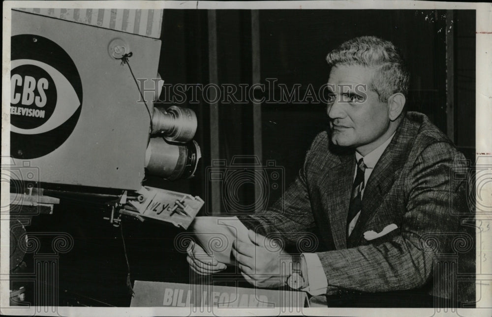 1954 Press Photo American Journalist Bill Leonard - RRW06595 - Historic Images