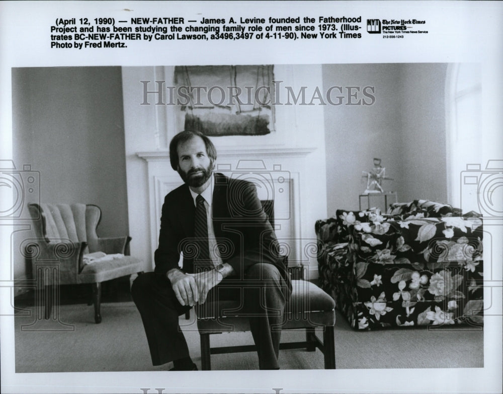 1990 Press Photo James Levine Fatherhood Project - RRW06609 - Historic Images
