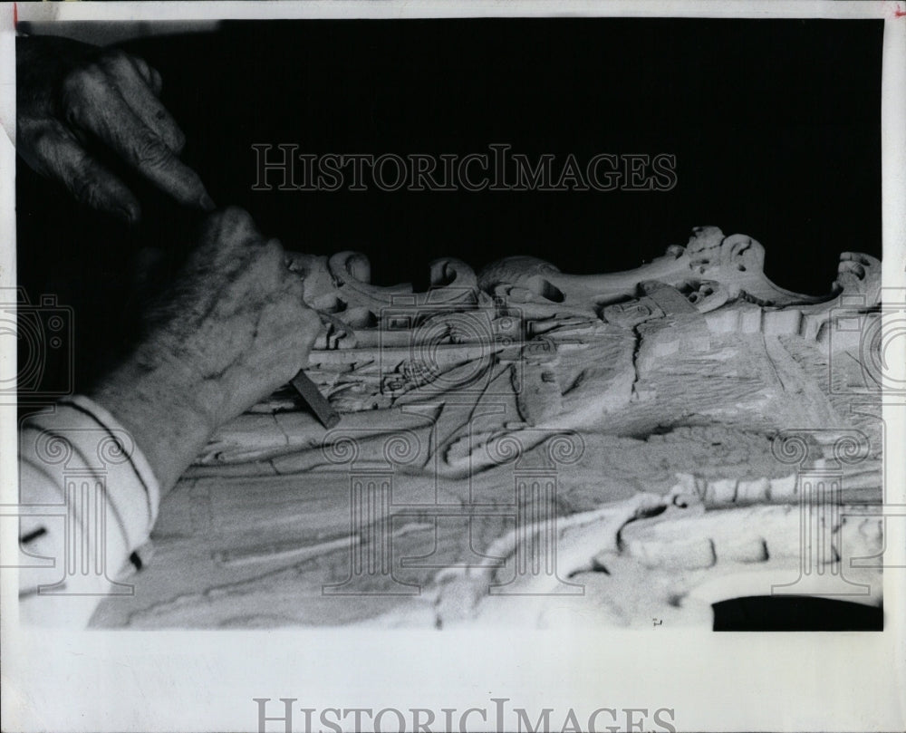 1978 Press Photo Julius Peter Ambrusch Sculptor Denver - RRW06783 - Historic Images