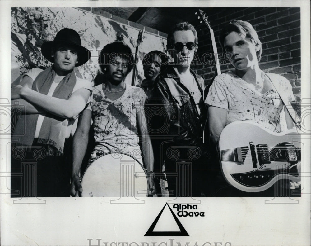 1985 Press Photo Alpha Wave - RRW06821 - Historic Images