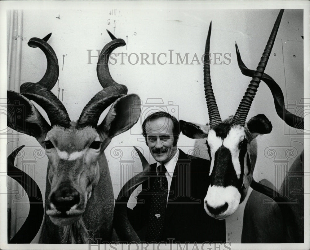 1978 Press Photo Jack Jonas Safari Agent - RRW06857 - Historic Images