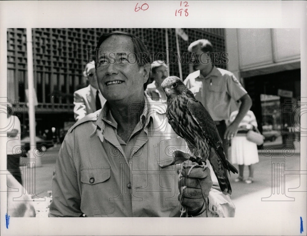 1988 Press Photo Jim Fowler - RRW07001 - Historic Images