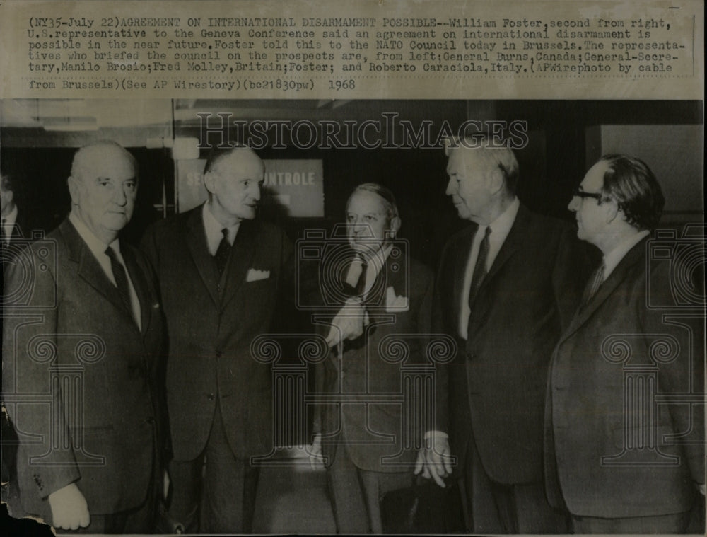 1968 Press Photo Agreement International Disarmament - RRW07013 - Historic Images