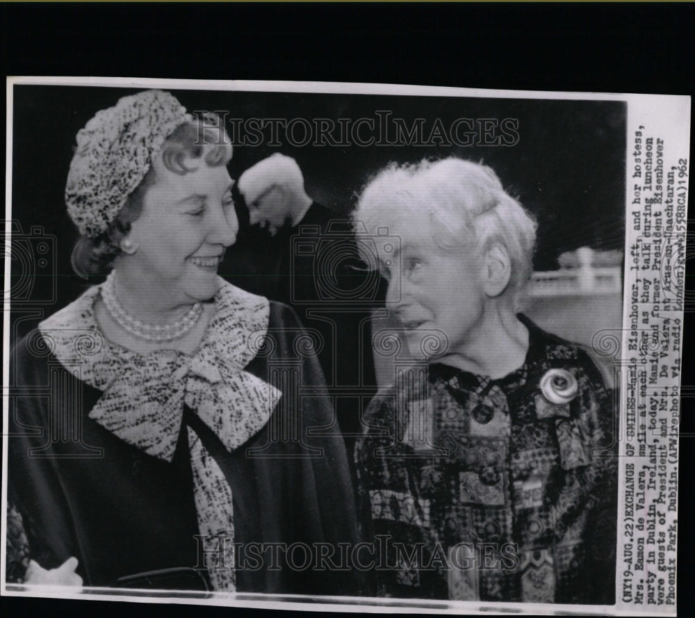 1962 Press Photo Mamie Eisenhower Visits In Dublin - RRW07341 - Historic Images