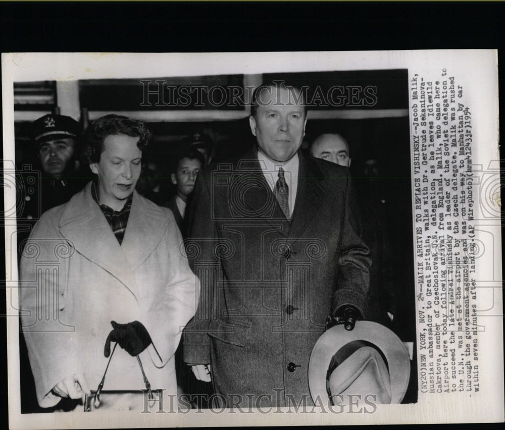 1954 Press Photo Jacob Malik Gertrude Sekaninova Cakrto - RRW07391 - Historic Images