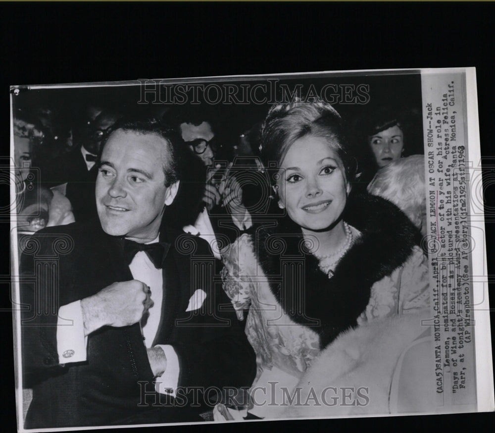 1963 Press Photo Jack Lemmon And Wife Felicia Farr - RRW07545 - Historic Images