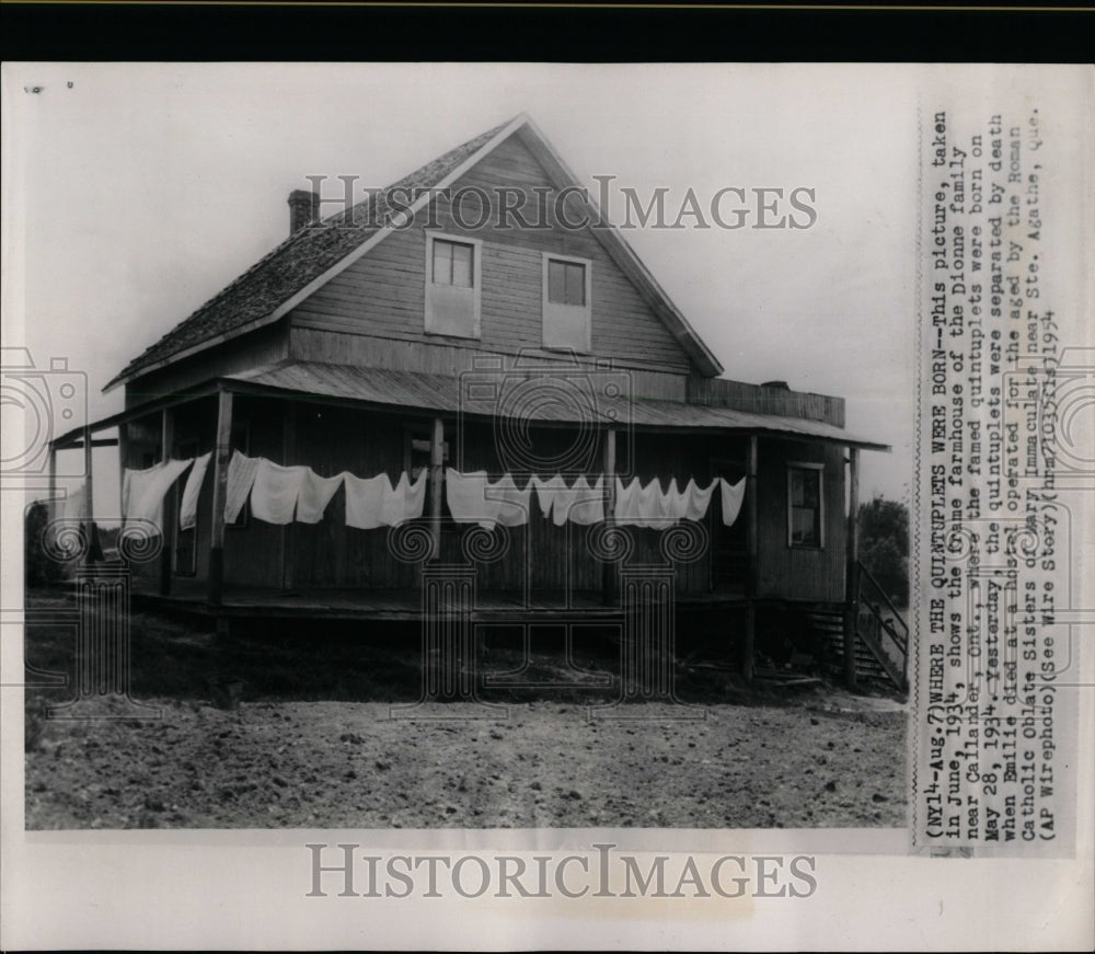 1954 Press Photo Dionne Family of Quintuplets - RRW07733 - Historic Images