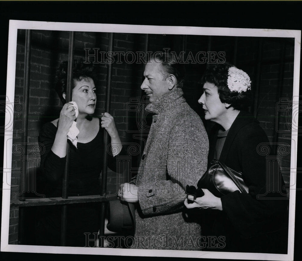 1956 Press Photo Ethel Merman Honest in the Rain - RRW07759 - Historic Images