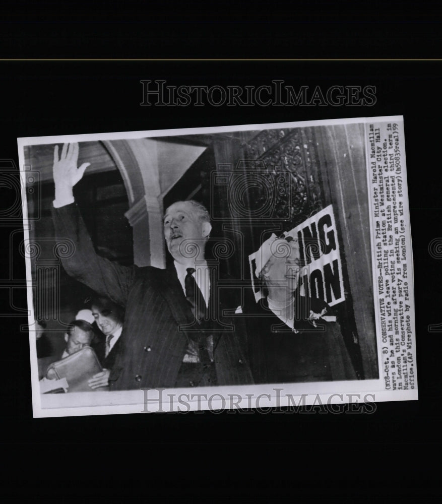 1959 Press Photo Prime Minister Harold Macmillan & Wife - RRW07881 - Historic Images