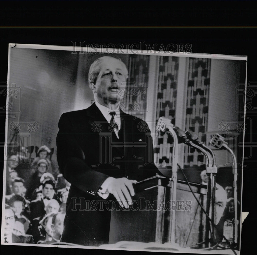 1963 Press Photo British PM Macmillan Speaking Gaulle - RRW07893 - Historic Images