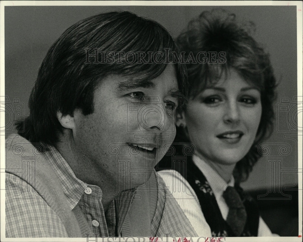 1983 Press Photo Actors Beau Bridges And Bonnie Bedelia - RRW08035 - Historic Images