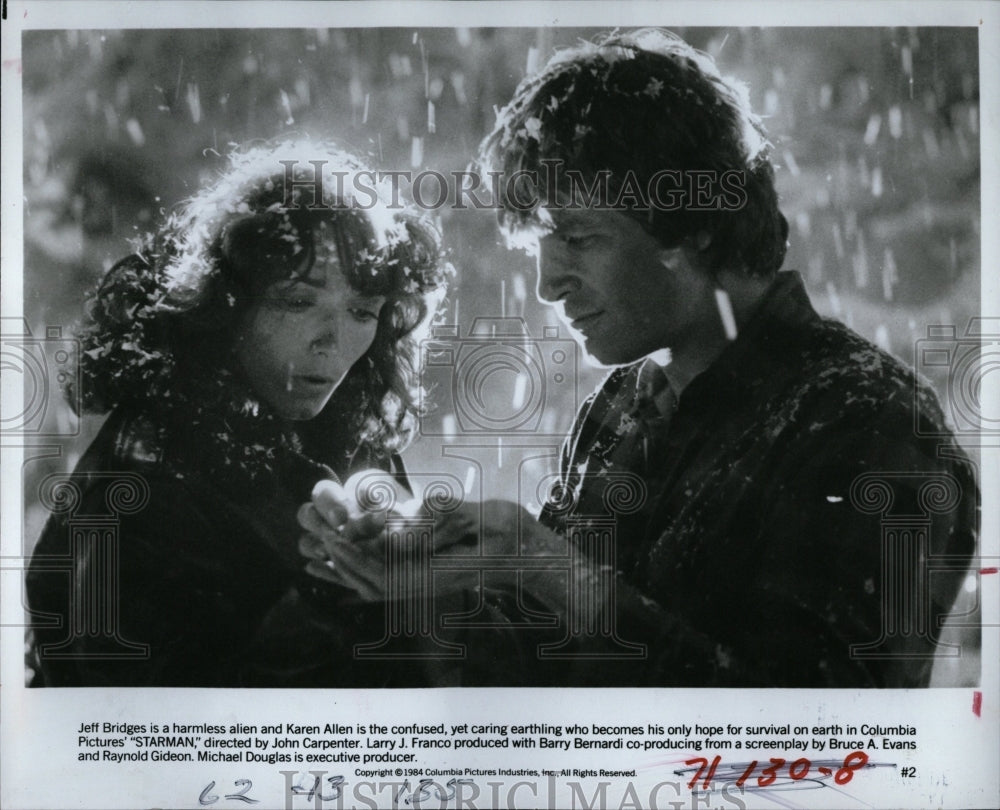 1984 Press Photo Starman Jeff Bridges Karen Allen - RRW08041 - Historic Images