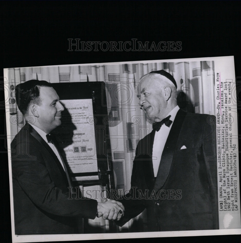 1962 Dr.Charles Mayo Receives Award from Ernest Hocstar - RRW08173 - Historic Images