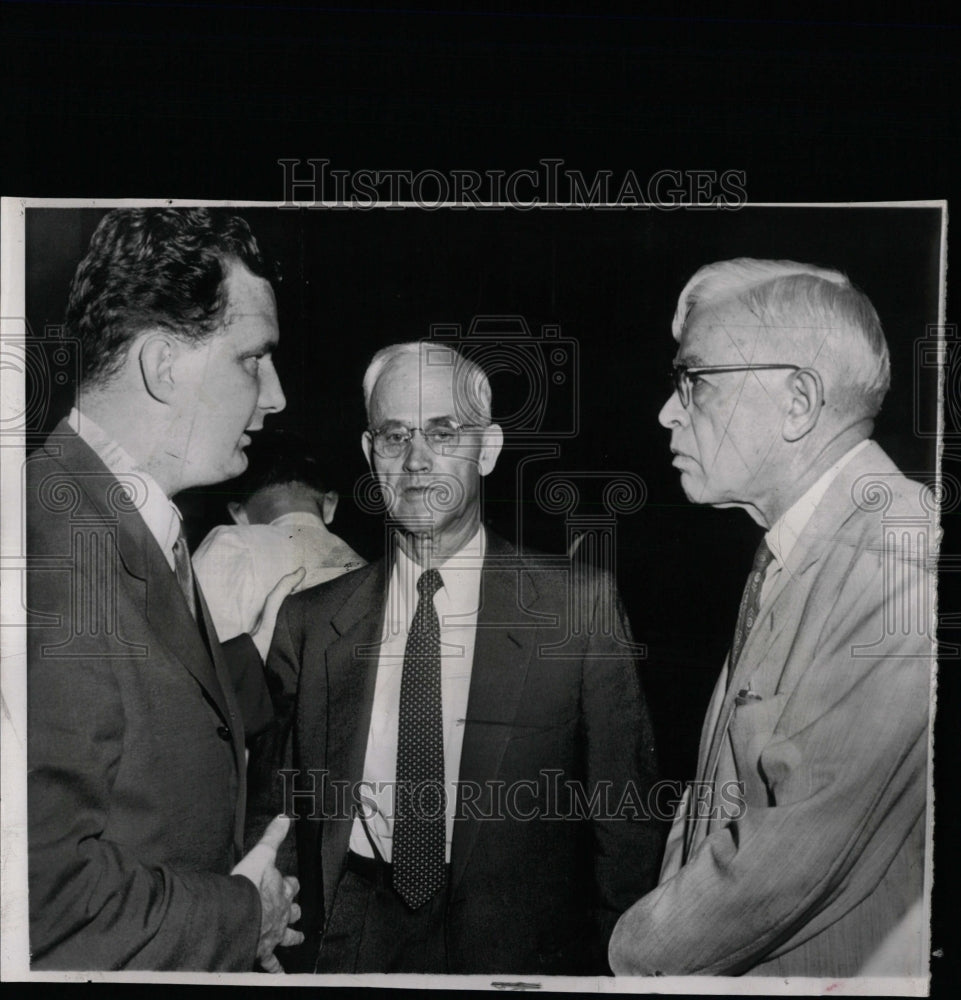 1954 Press Photo Attorney Williams Senator Watkins - RRW08289 - Historic Images