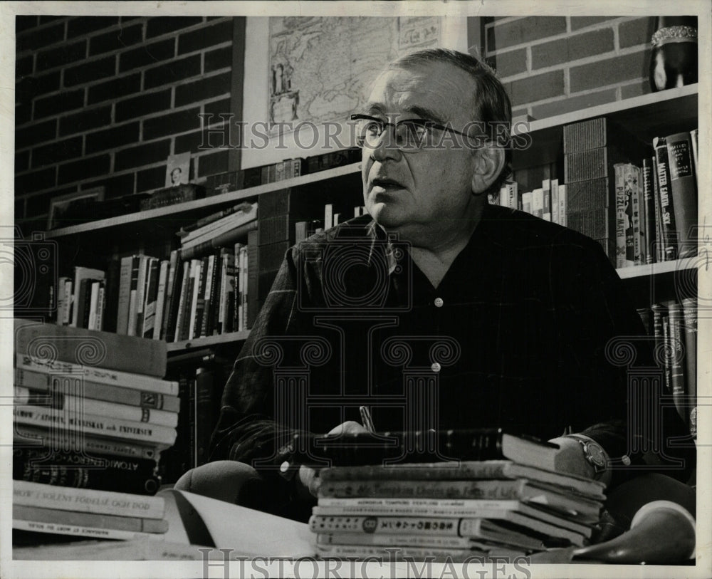 1984 Press Photo Dr George Gamow University Lecturer - RRW08355 - Historic Images