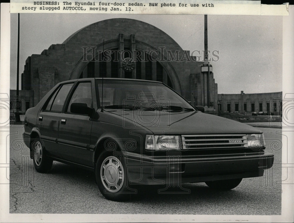 1988 Press Photo Hyundai Excel - RRW08441 - Historic Images