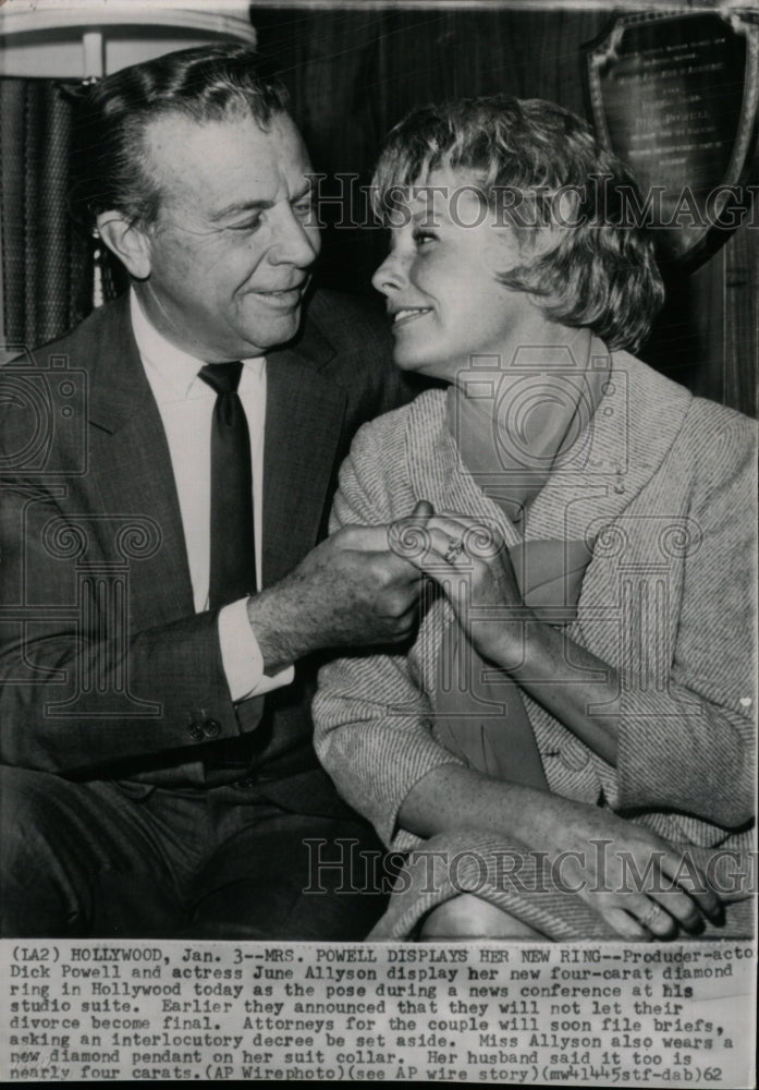 1962 Press Photo Actors Dick Powell & June Allyson Ring - RRW08961 - Historic Images