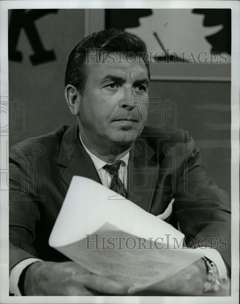 1968 Press Photo Dennis James "People Will Talk" Host - RRW09015 - Historic Images