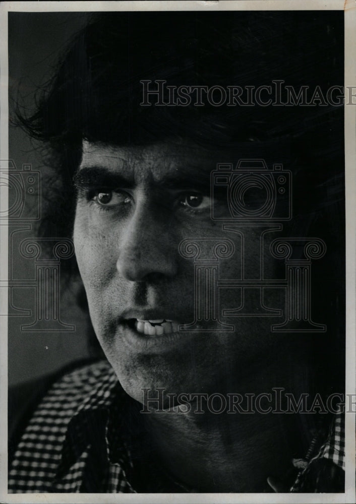 1977 Press Photo Jamake Hightower Writer &amp; Journalist - RRW09035 - Historic Images