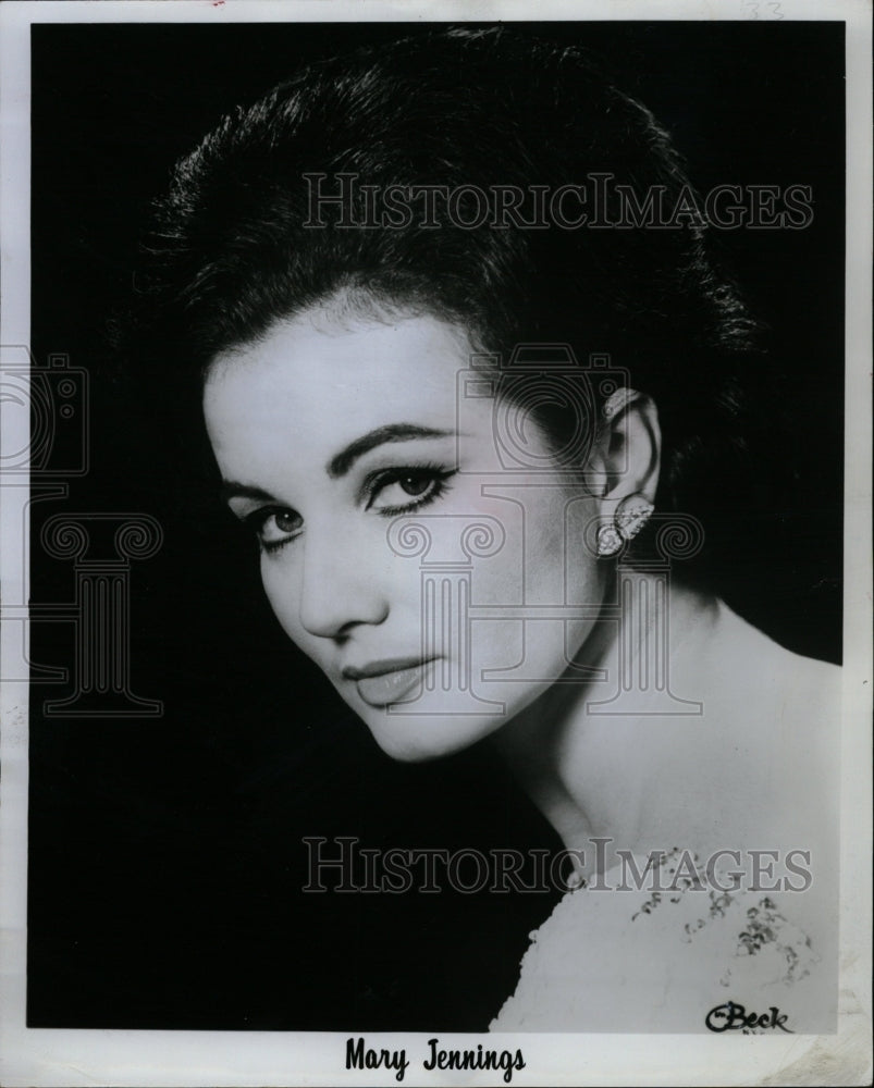 1969 Press Photo Actress Mary Jennings - RRW09247 - Historic Images