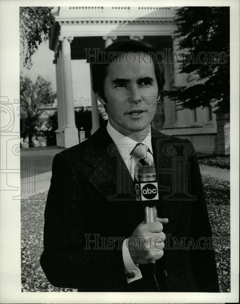 1976 Press Photo ABC New Tom Jarriel - RRW09315 - Historic Images