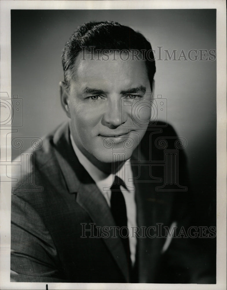 1968 Press Photo Art Flemin Host Jeopardy - RRW09963 - Historic Images