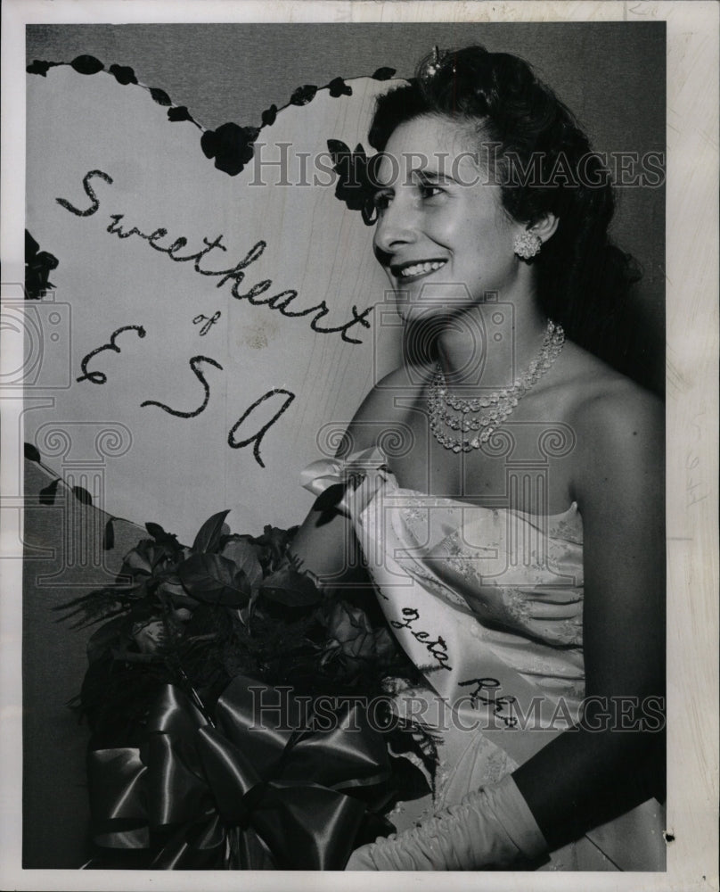 1961 Press Photo Valentine Gala - RRW10177 - Historic Images