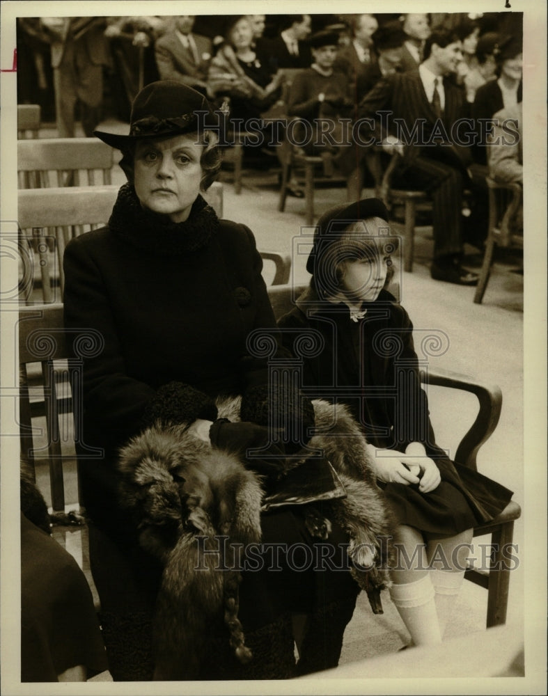 1982 Press Photo Angela Lansbury/Actress/Singer - RRW10235 - Historic Images