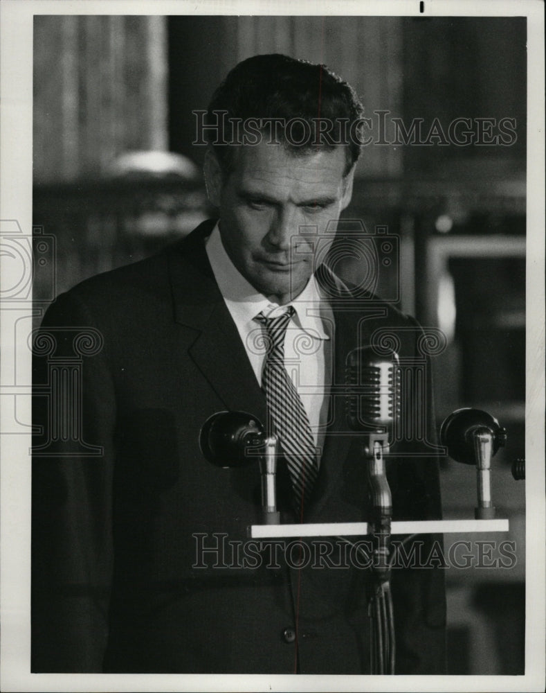 1976 Press Photo Lee Majors Actor - RRW10425 - Historic Images