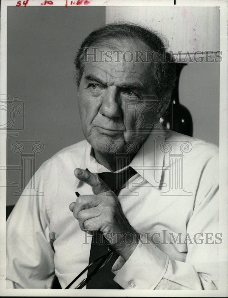 1984 Press Photo Karl Malden Freddy Kassab Winner Drive - RRW10559 - Historic Images
