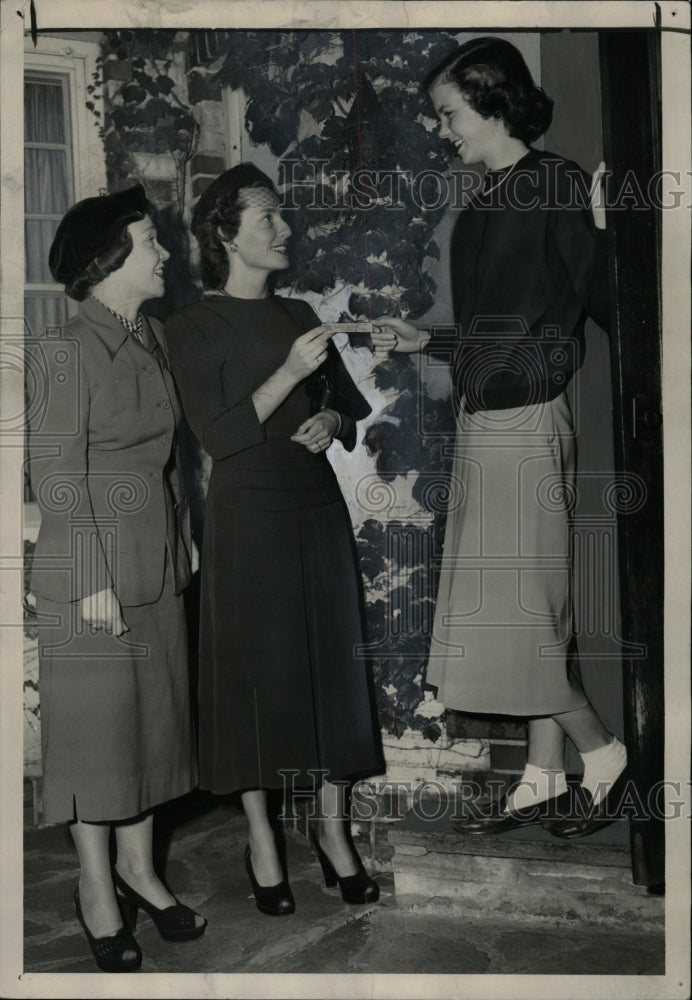 1949 Press Photo Miss Diane Carroll Congressman John - RRW11049 - Historic Images