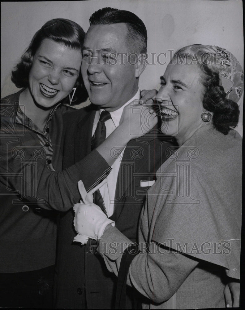 1954 Press Photo US senator Carrol family congressman - RRW11075 - Historic Images