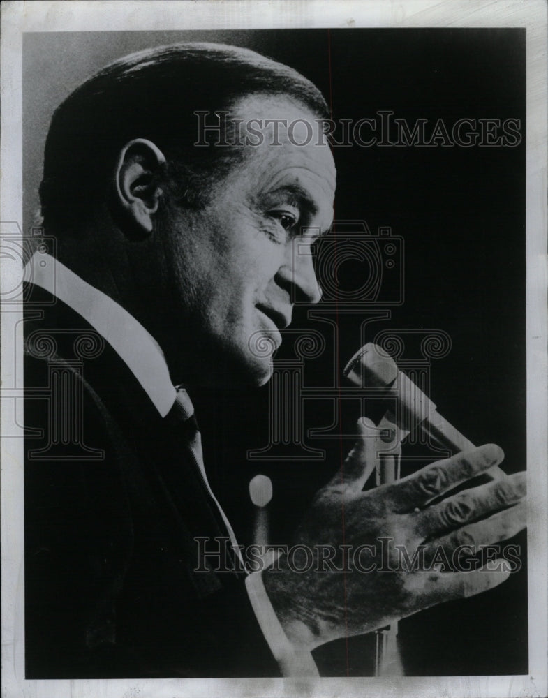 1977 Press Photo Comedian Bob Hope Wyoming Laramie show - RRW11343 - Historic Images