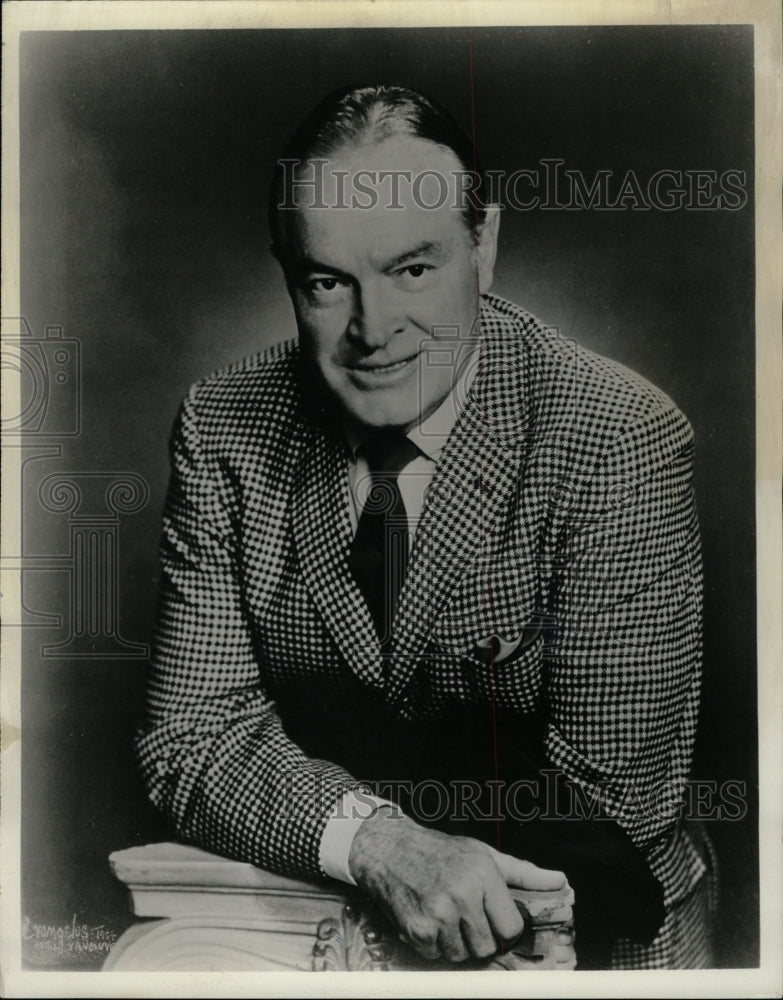 1975 Press Photo Bob Hope British born comedian actor - RRW11347 - Historic Images