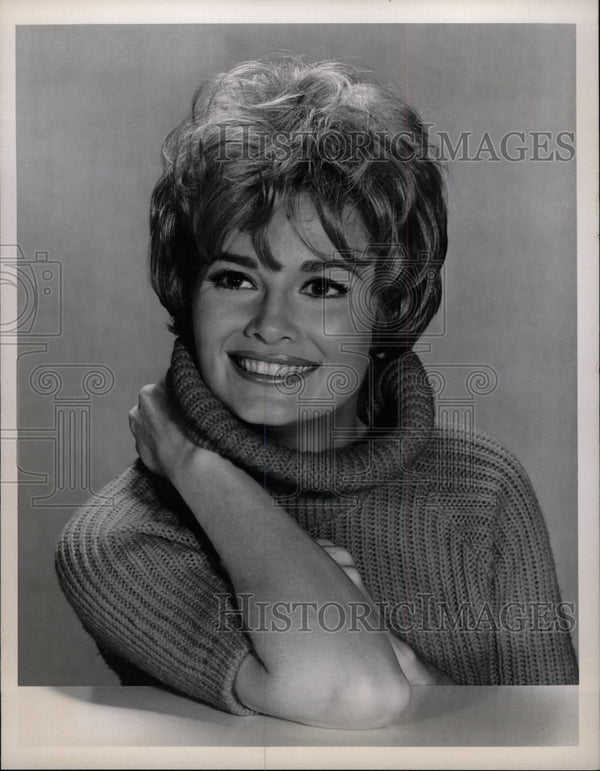 1968 Press Photo Beth Brickell actress membership Actor - RRW11413 ...