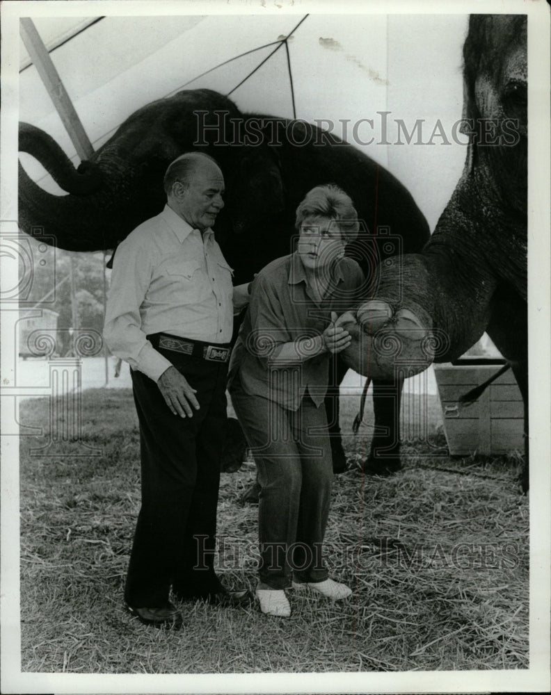 1986 Press Photo Martin Balsam Angela Lansbury Murder - RRW11529 - Historic Images