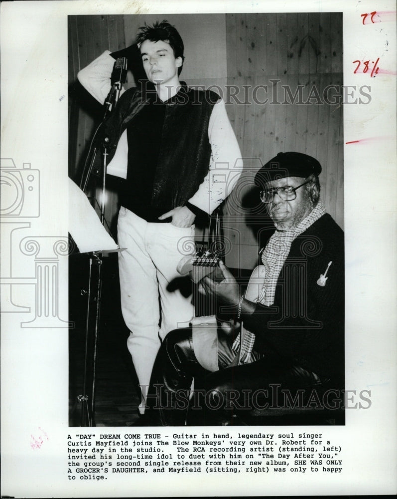 1987 Press Photo Blow Monkey Guitar soul singer Curtis - RRW12533 - Historic Images