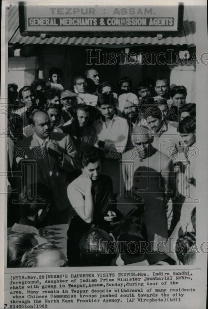 1962 Press Photo Mrs Indira Gandhi Jawaharlal Nehru - RRW12551 - Historic Images