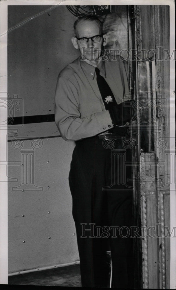 1954 Press Photo Paul Lamont Johnson McCarthy Joseph - RRW12647 - Historic Images