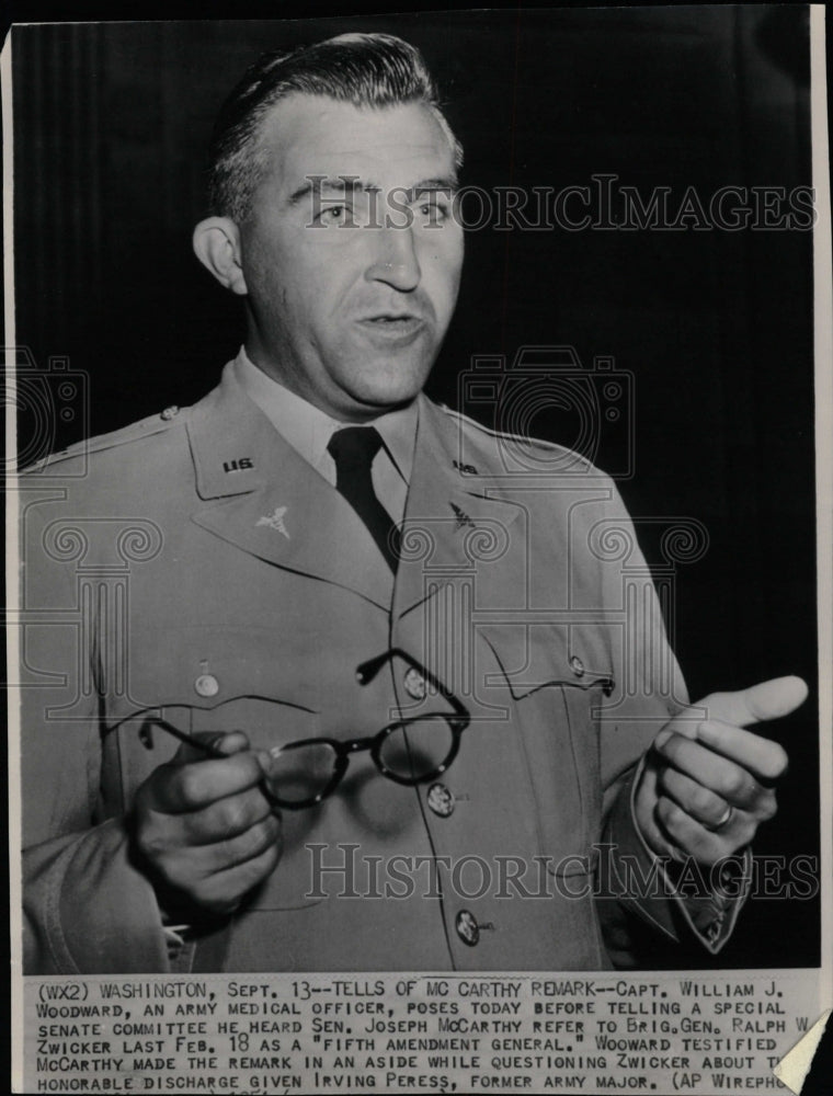 1954 Press Photo Army Medical Officer Capt. William Woodward - RRW12649