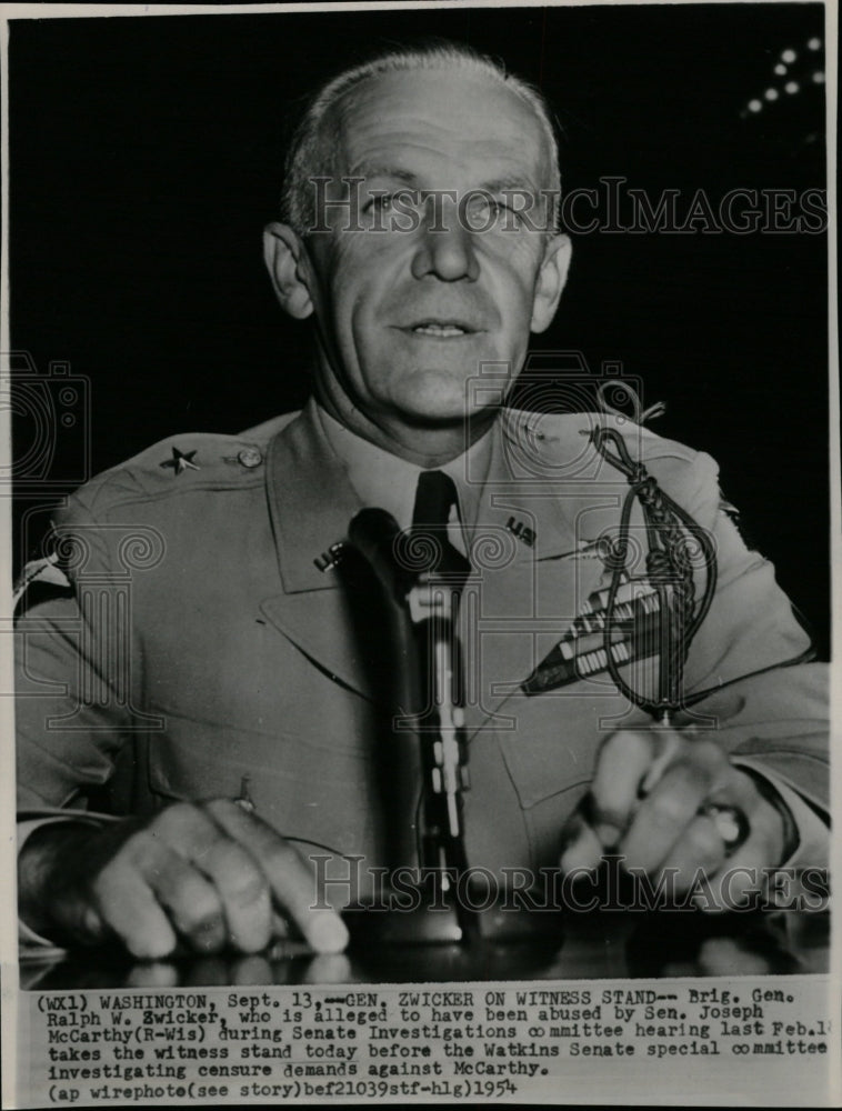 1954 Press Photo Sen Joseph McCarthy Republican Senate - RRW12653 - Historic Images