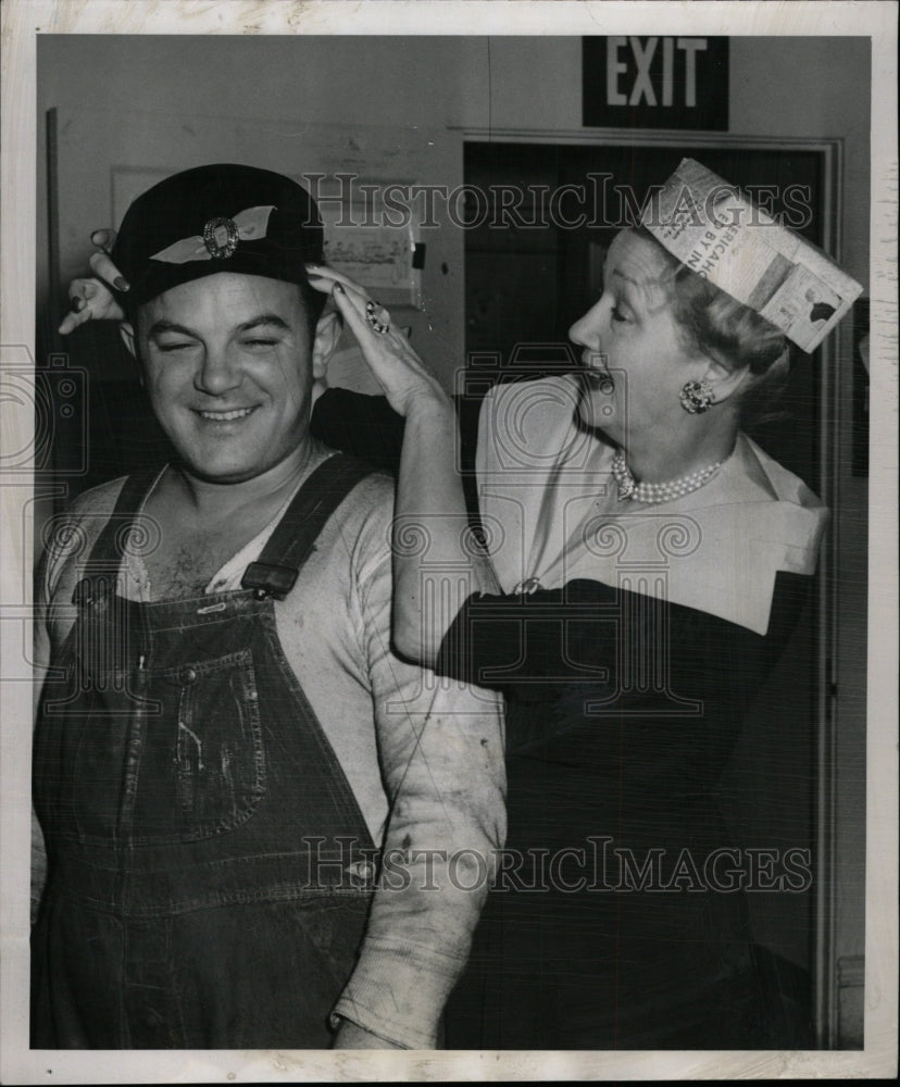 1951 Press Photo Hedda Hopper Columnist Actress - RRW12911 - Historic Images