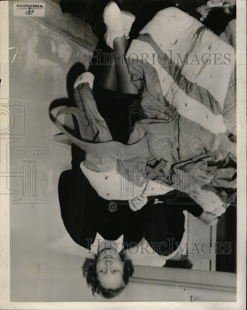 1935 Press Photo Patrica Florenz Ziegfeld daughter sits - RRW13131 - Historic Images