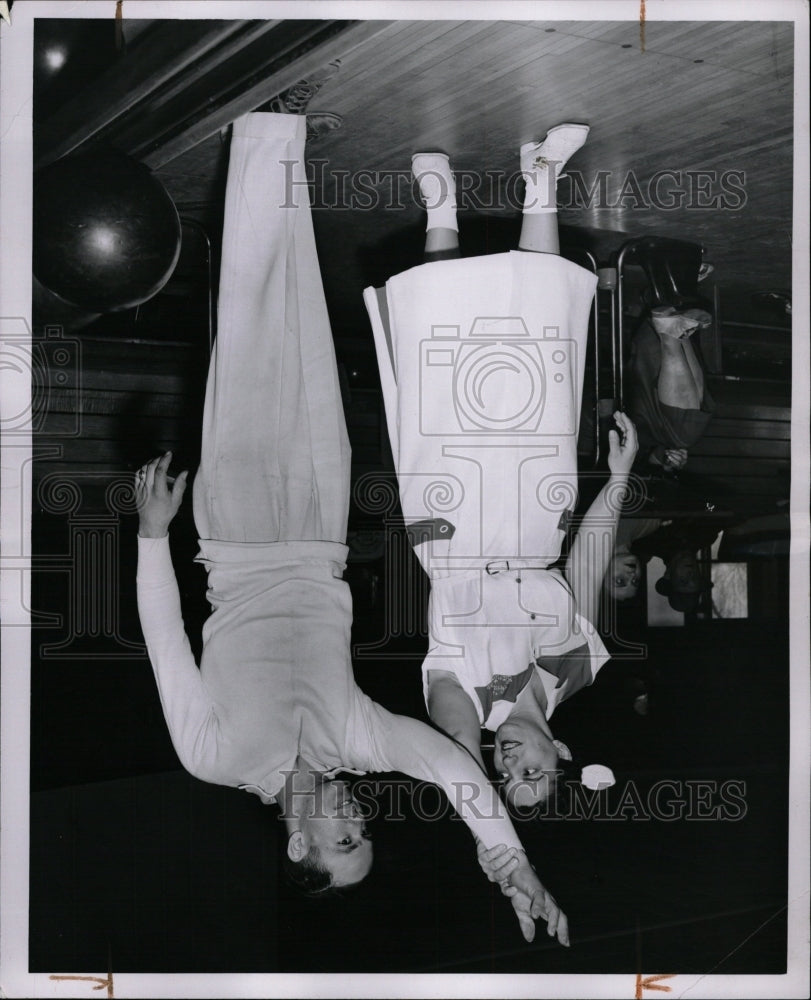 1956 Press Photo Anita Cantaline Avery Randolph bowling - RRW13183 - Historic Images