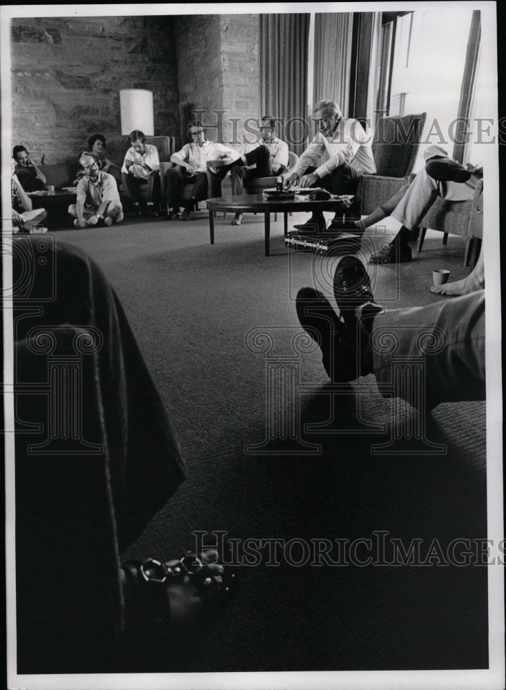 1971 Press Photo Former Sen McCarthy At Poetry Workshop - RRW13229 - Historic Images