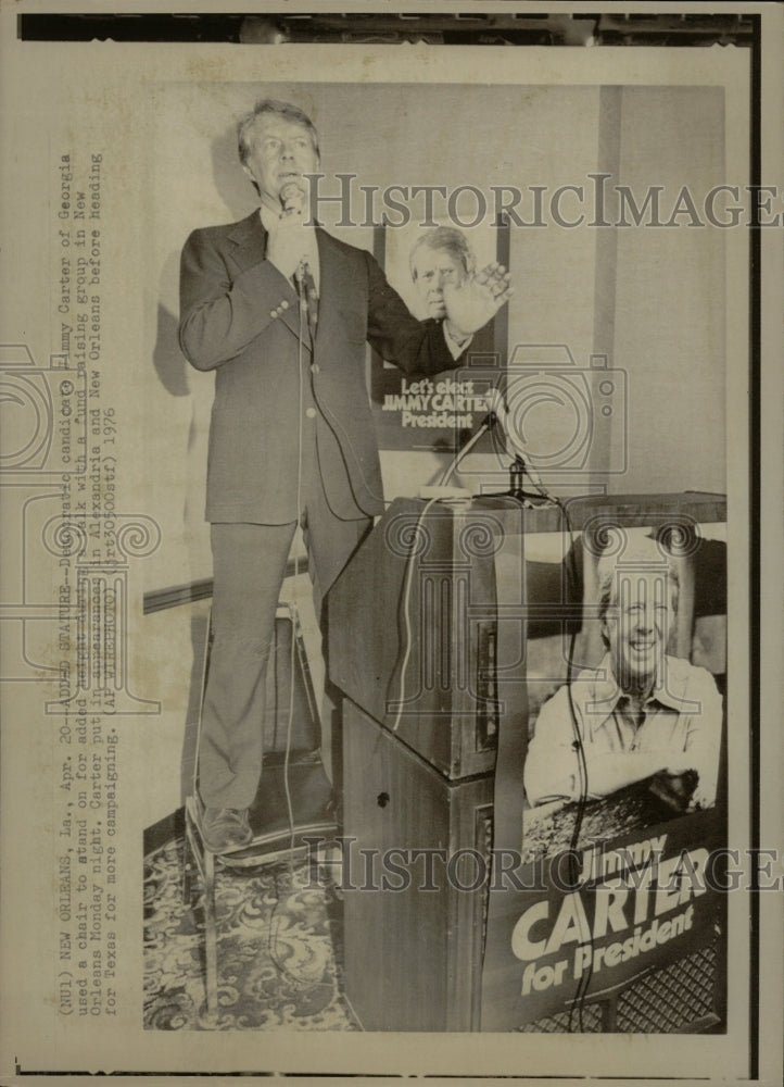 1976 Press Photo Jimmy Carter Democratic Chair - RRW13305 - Historic Images