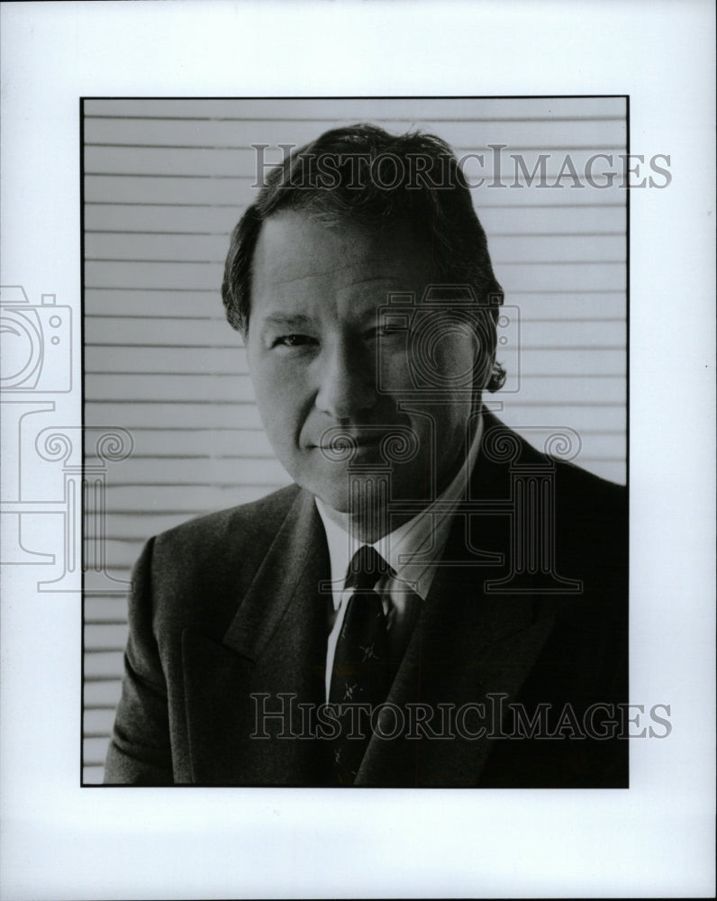 Press Photo Executive Eugene Golub - RRW13375 - Historic Images